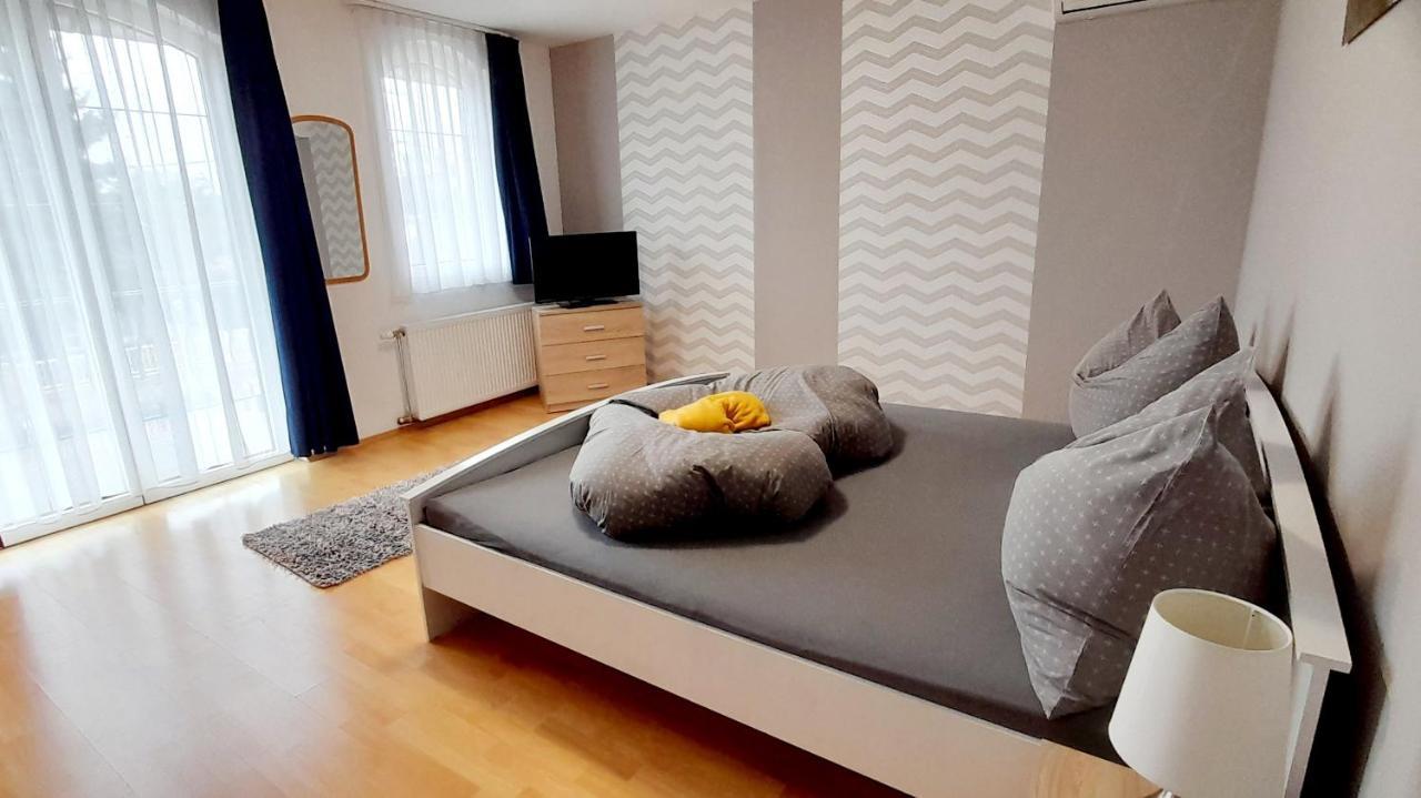 Margret Haus Bed & Breakfast Balatonfured Exterior photo