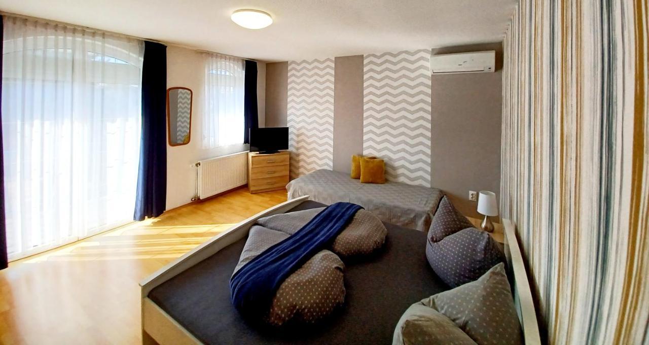 Margret Haus Bed & Breakfast Balatonfured Exterior photo