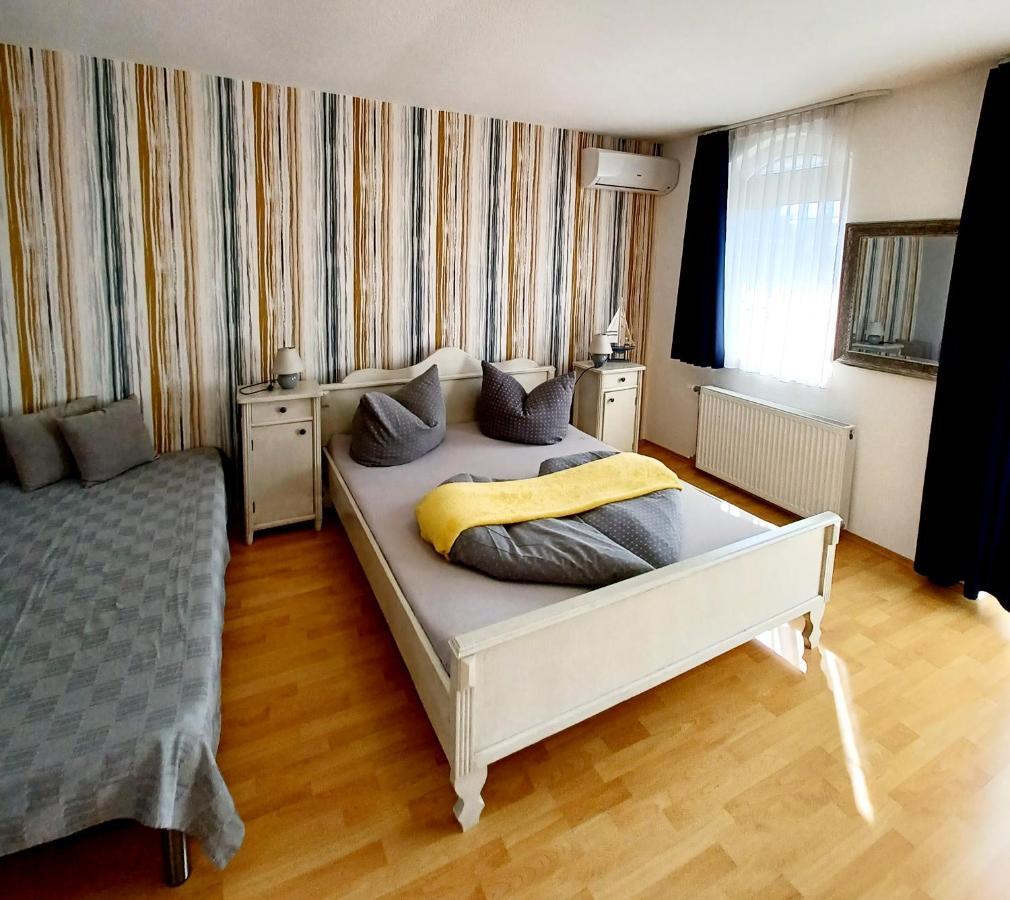 Margret Haus Bed & Breakfast Balatonfured Exterior photo