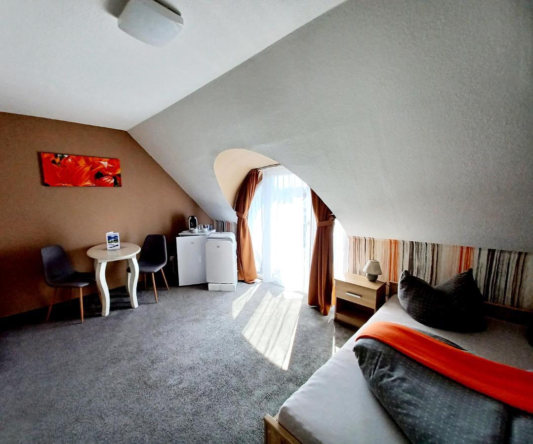 Margret Haus Bed & Breakfast Balatonfured Exterior photo
